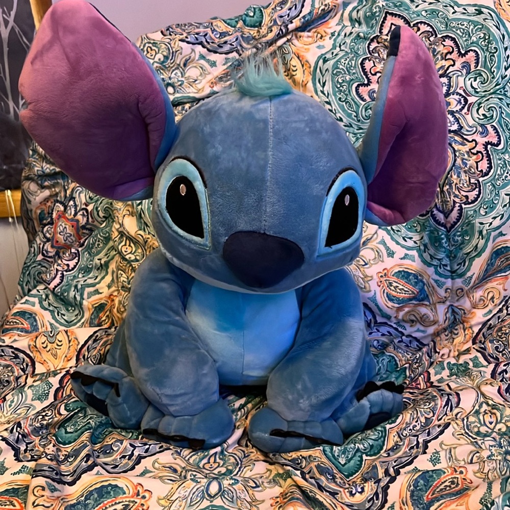 Disney stitch plushie